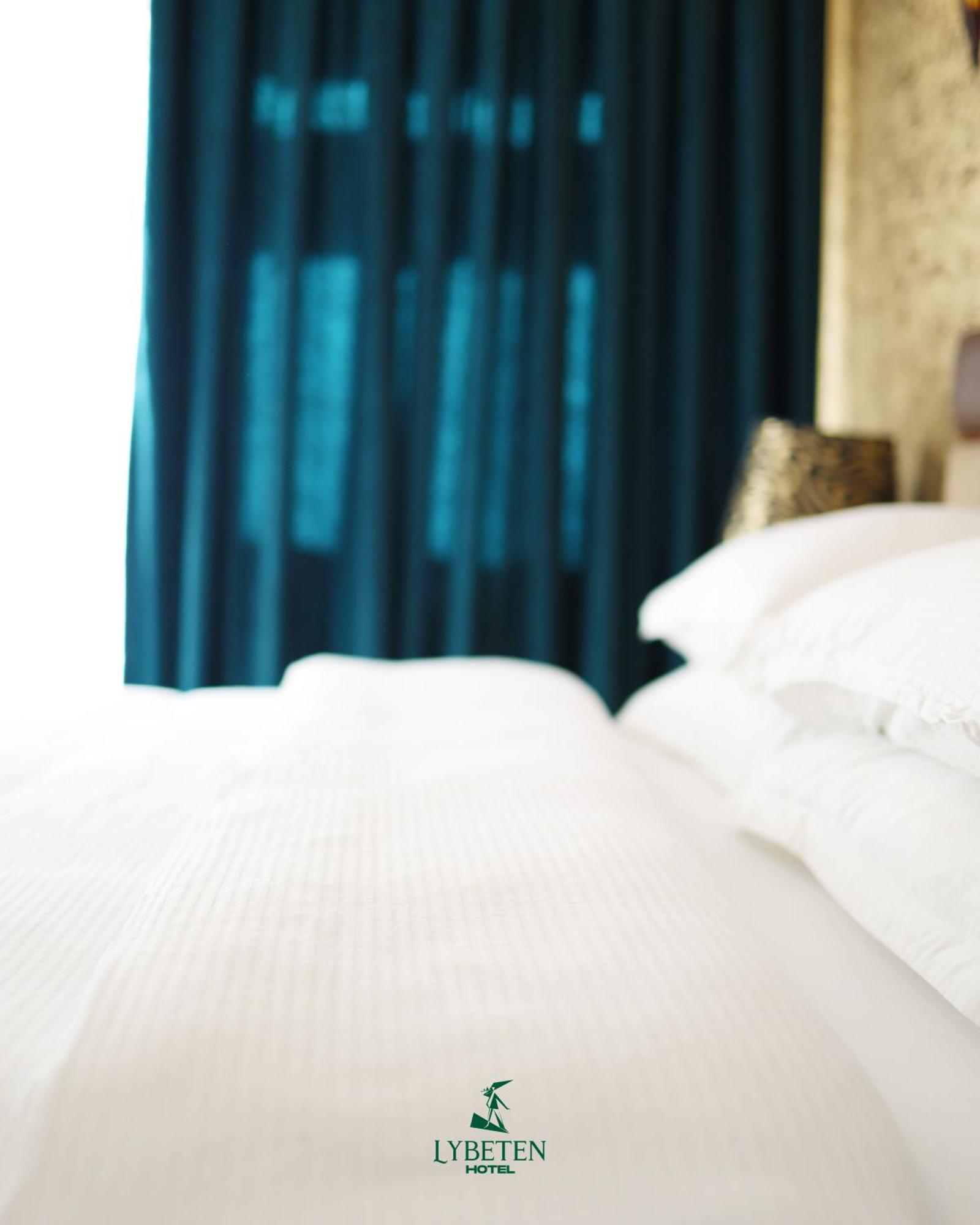 Hotel Lybeten Ferizaj Buitenkant foto