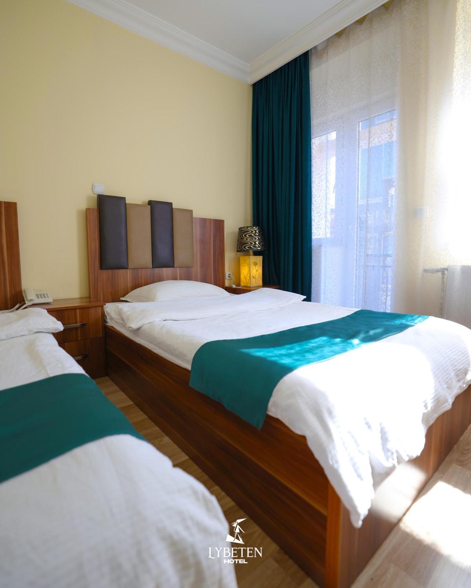 Hotel Lybeten Ferizaj Buitenkant foto