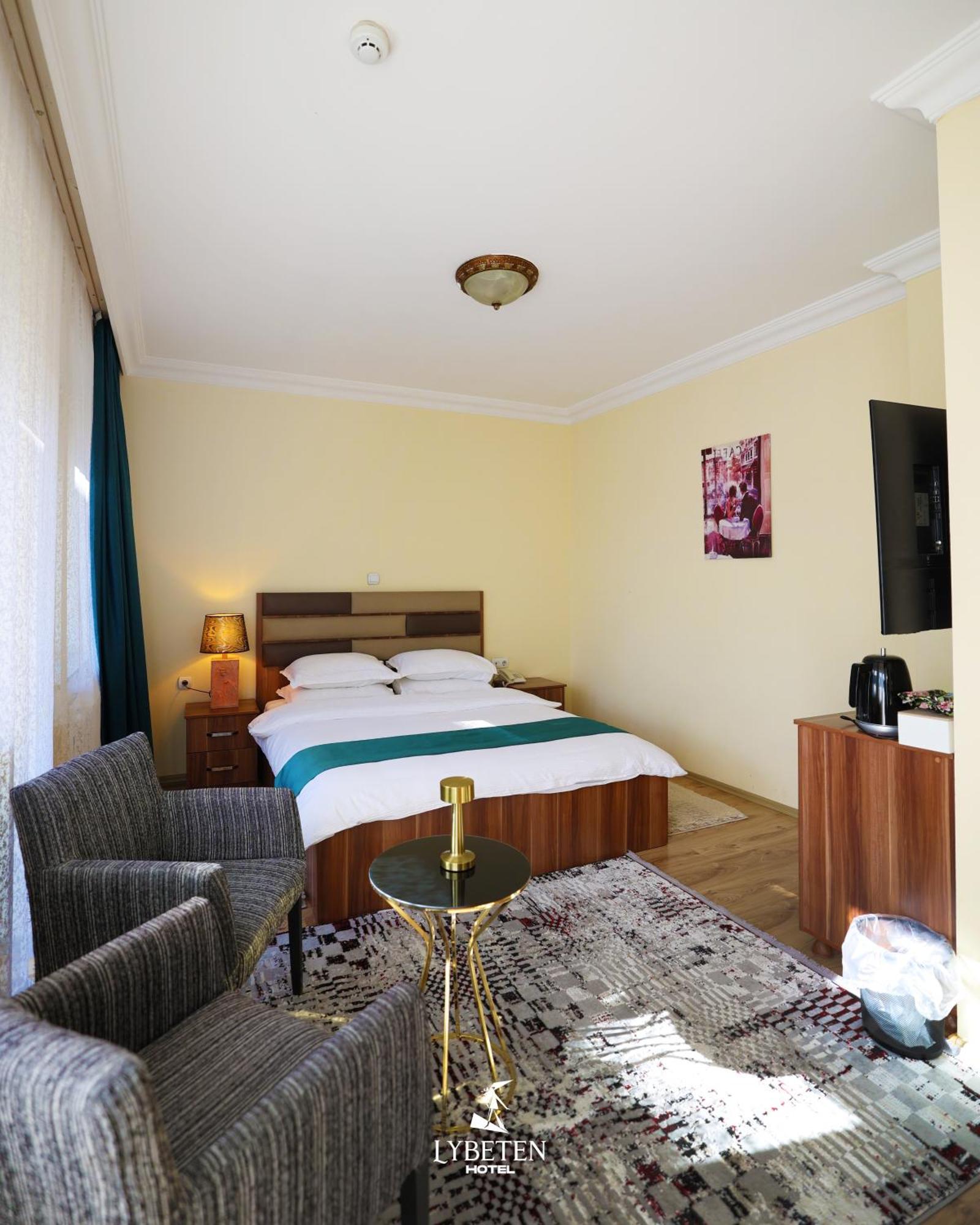 Hotel Lybeten Ferizaj Buitenkant foto
