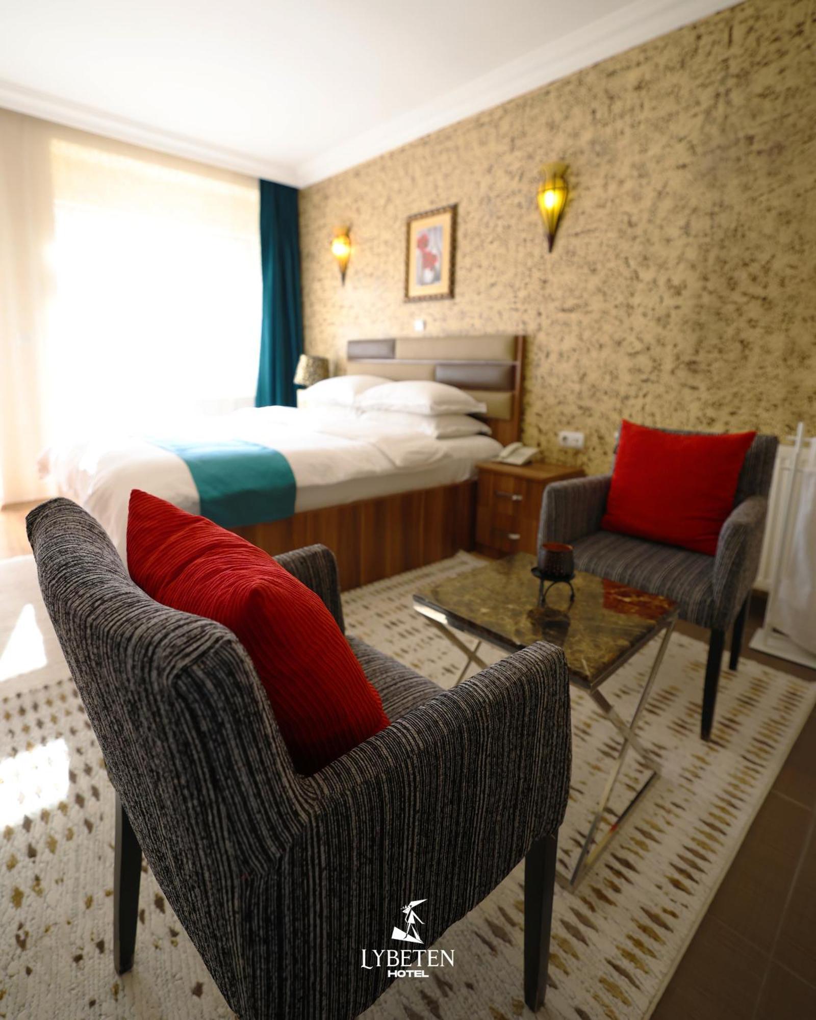 Hotel Lybeten Ferizaj Buitenkant foto