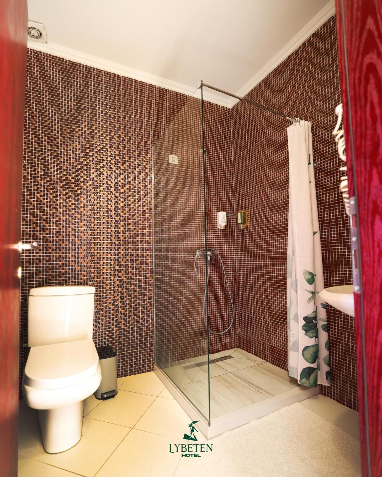 Hotel Lybeten Ferizaj Buitenkant foto