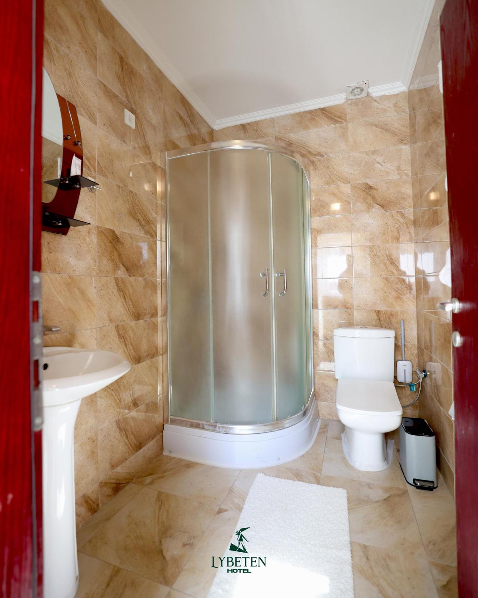 Hotel Lybeten Ferizaj Buitenkant foto