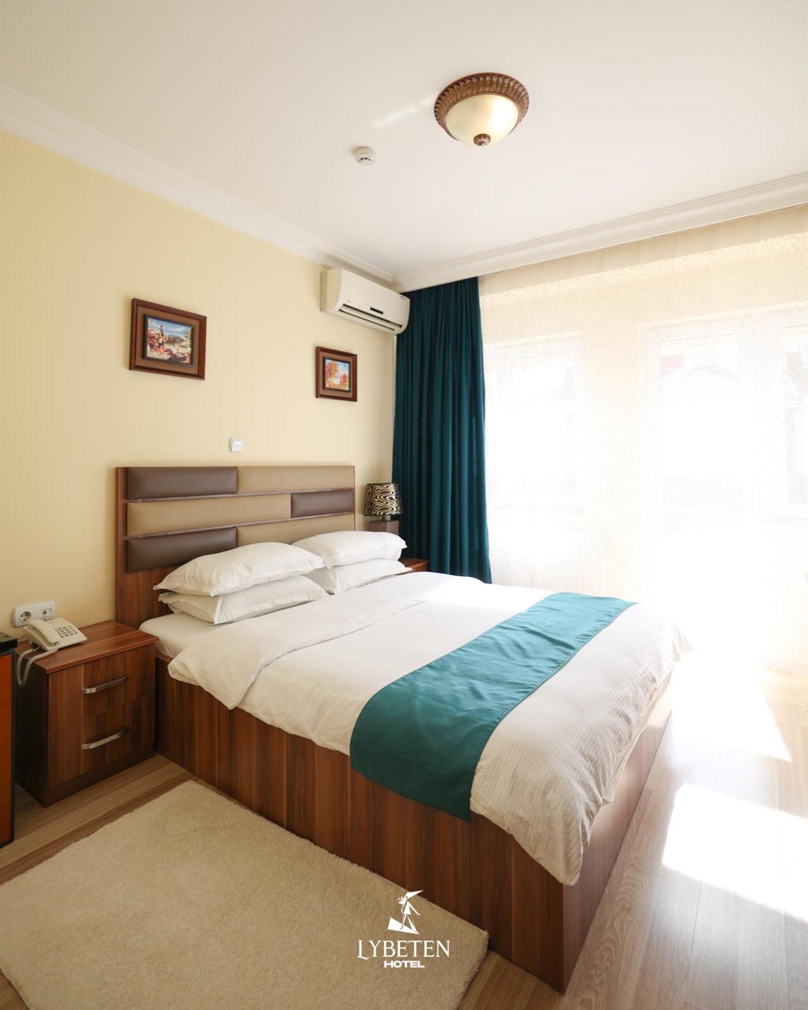 Hotel Lybeten Ferizaj Buitenkant foto