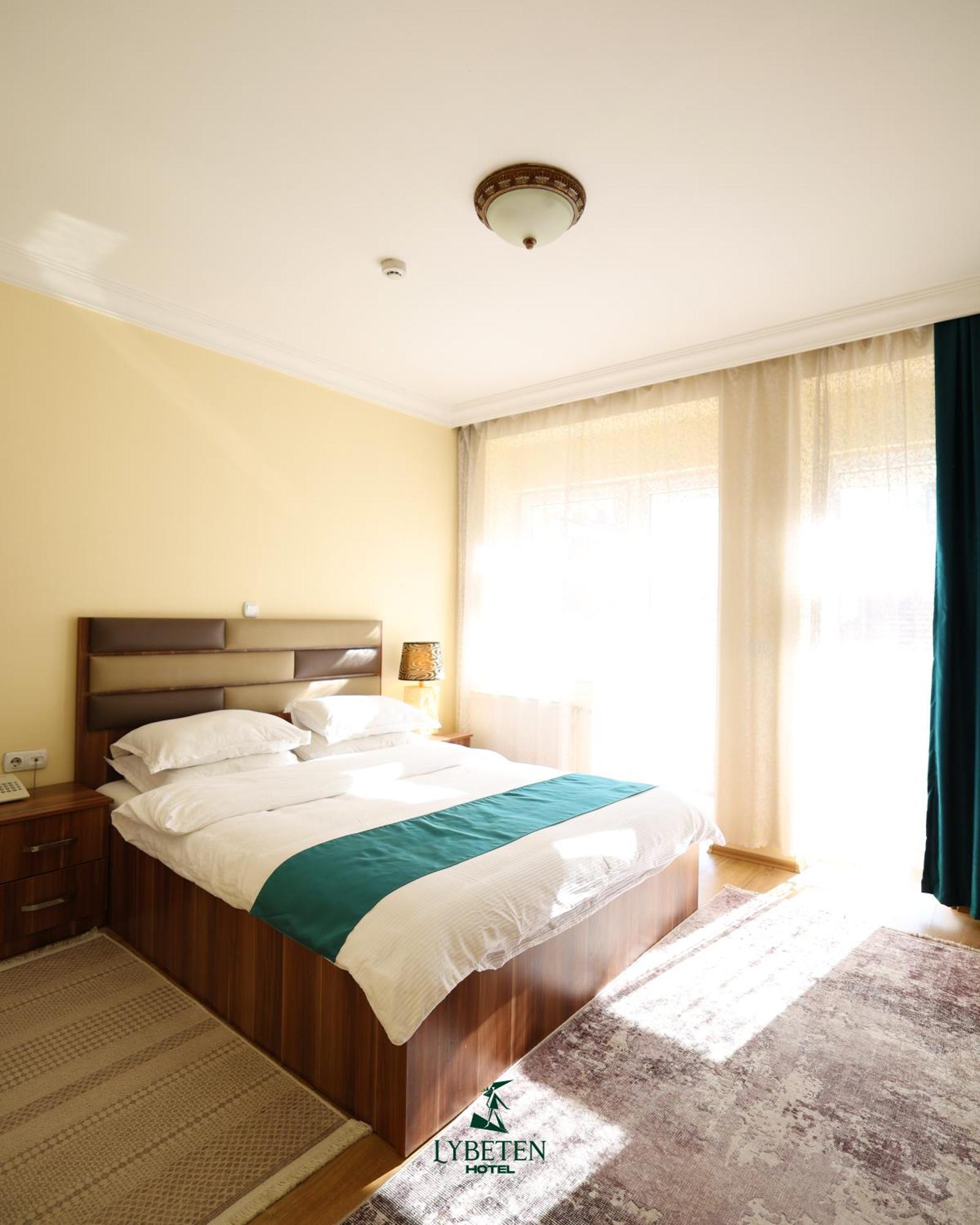 Hotel Lybeten Ferizaj Buitenkant foto