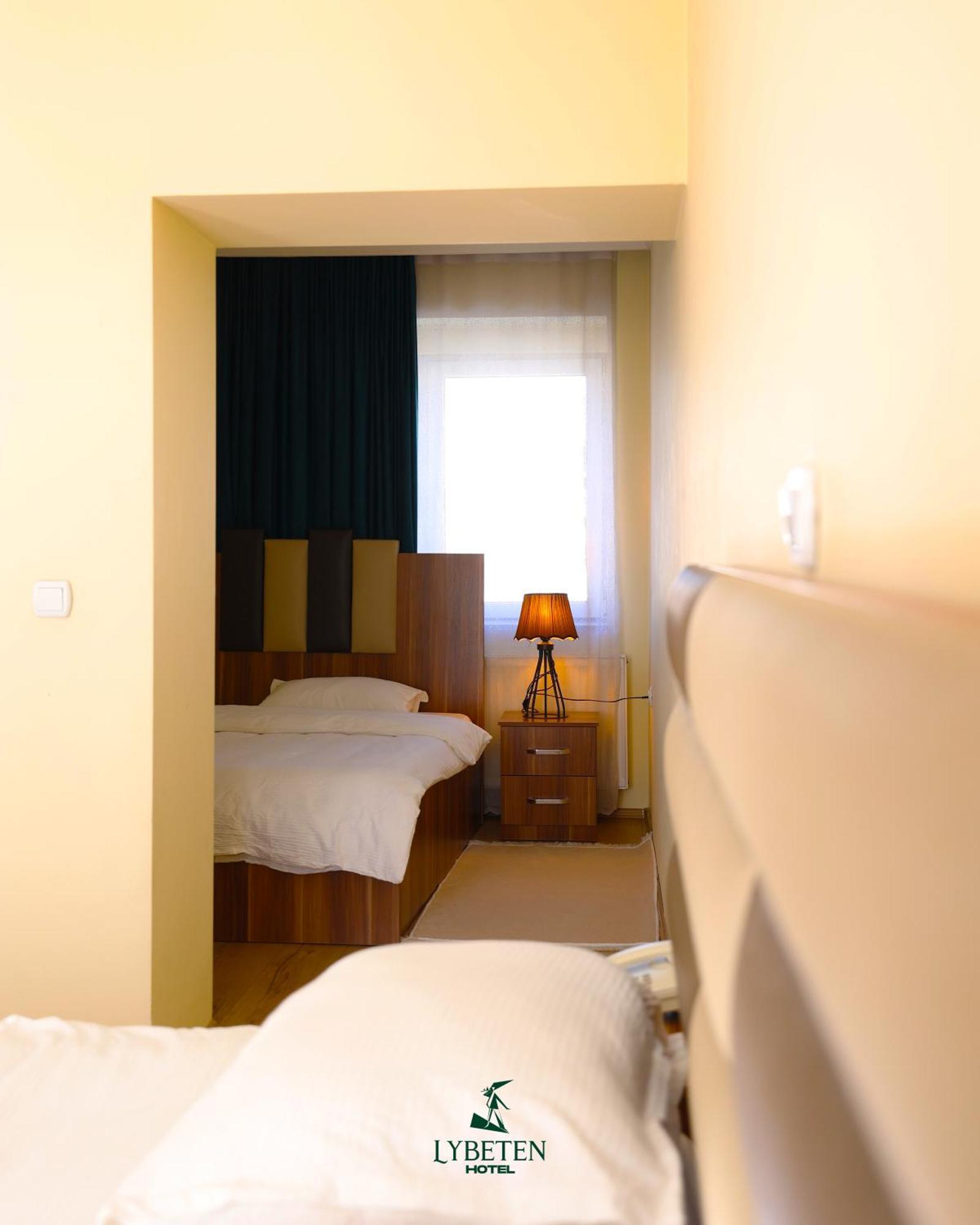 Hotel Lybeten Ferizaj Buitenkant foto